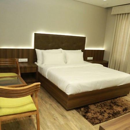 Hotel City Crown Mandsaur Exterior photo